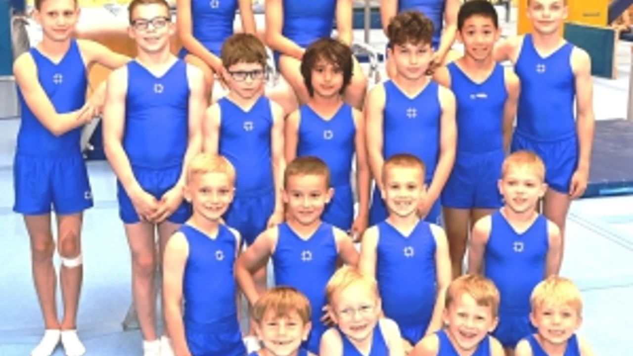 Neue Wettkampfanzüge für die DTB Turn-Talentschule